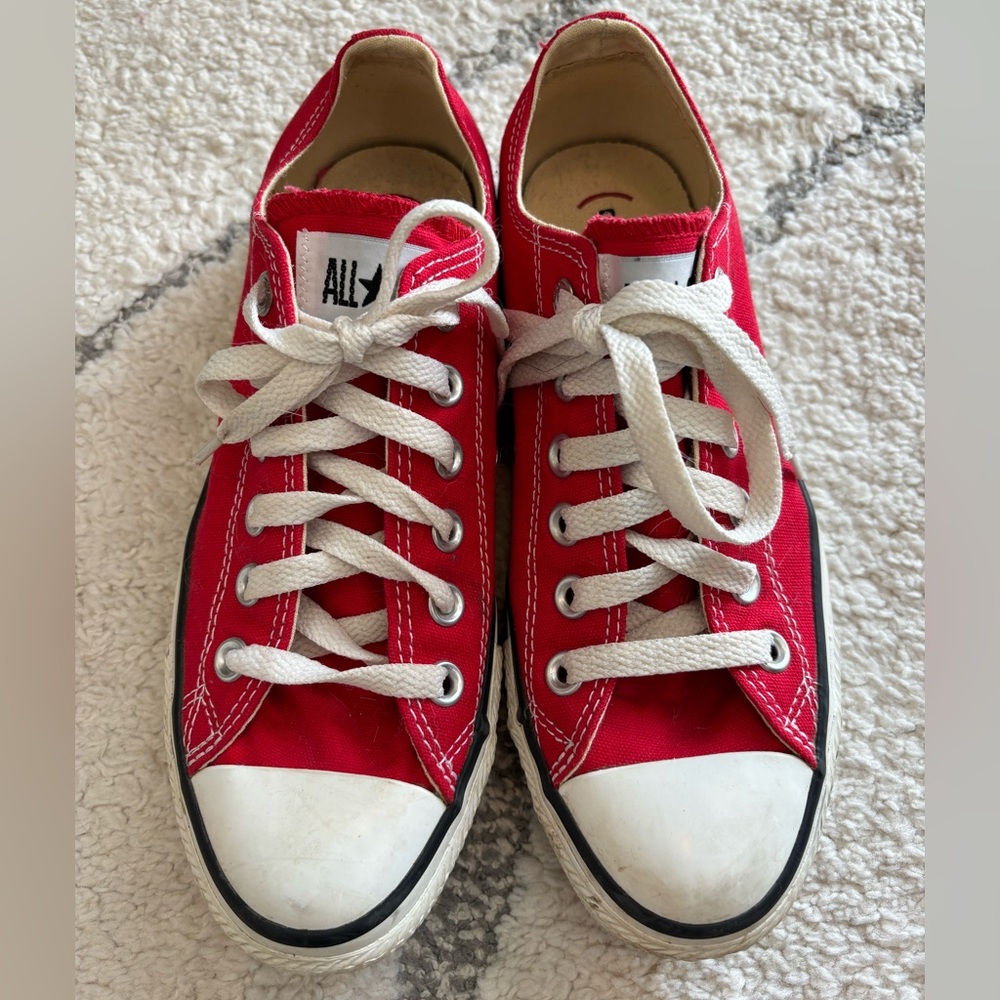 Converse red low top chucks